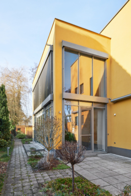 Terrasse 1 - *Reserviert* Architektur trifft auf höchsten Komfort mit Saunahaus und Whirlpool