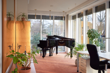 Arbeitszimmer mit Blick - *Reserviert* Architektur trifft auf höchsten Komfort mit Saunahaus und Whirlpool