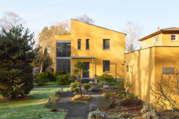 Hausansicht - *Reserviert* Architektur trifft auf höchsten Komfort mit Saunahaus und Whirlpool