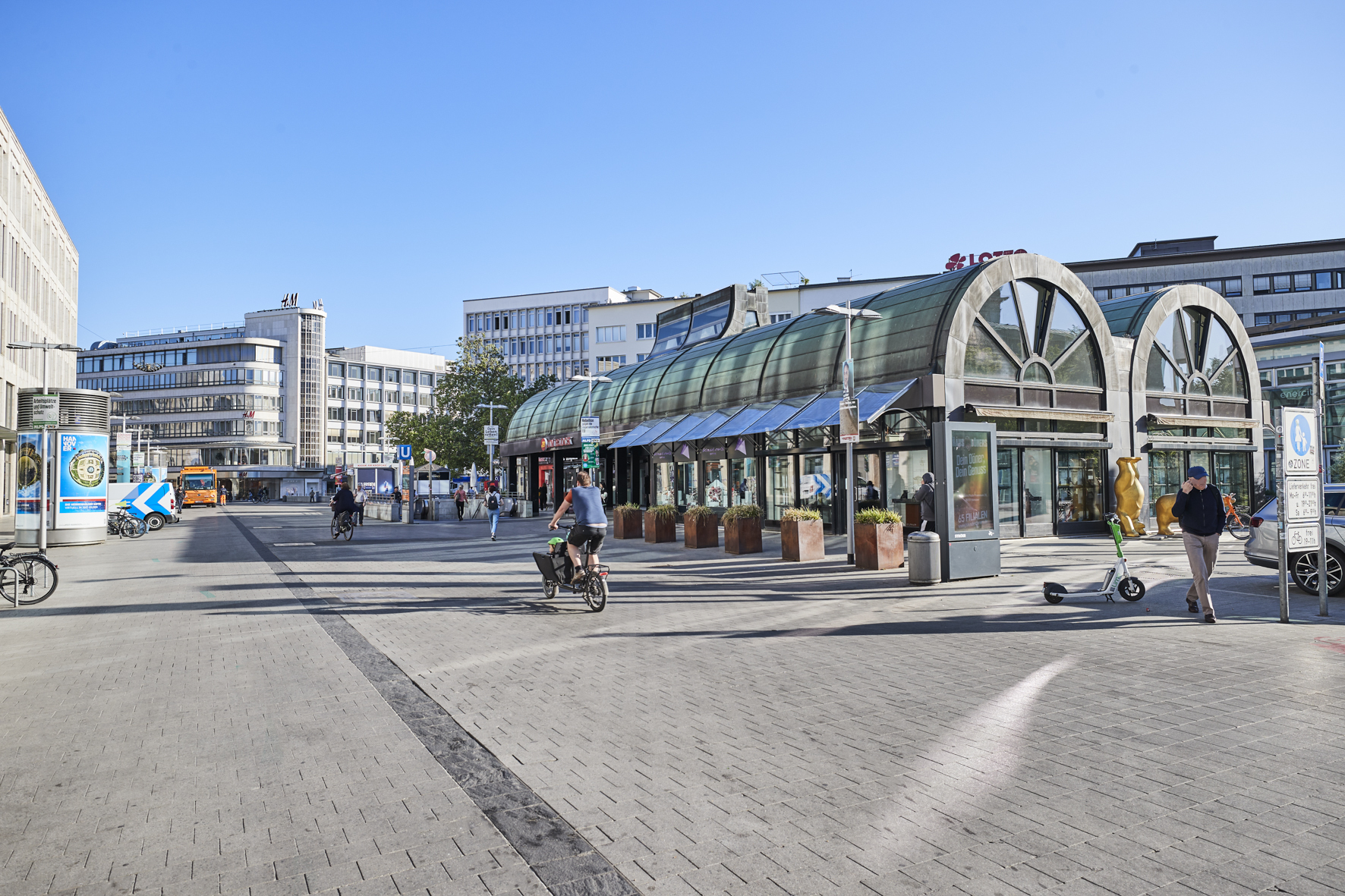 Umgebung_U-Bahnhof - **Verkauft** 2-Zimmerwohnung mit Balkon und Einbauküche in Bestlage Hannover – KFW Neubaustandard