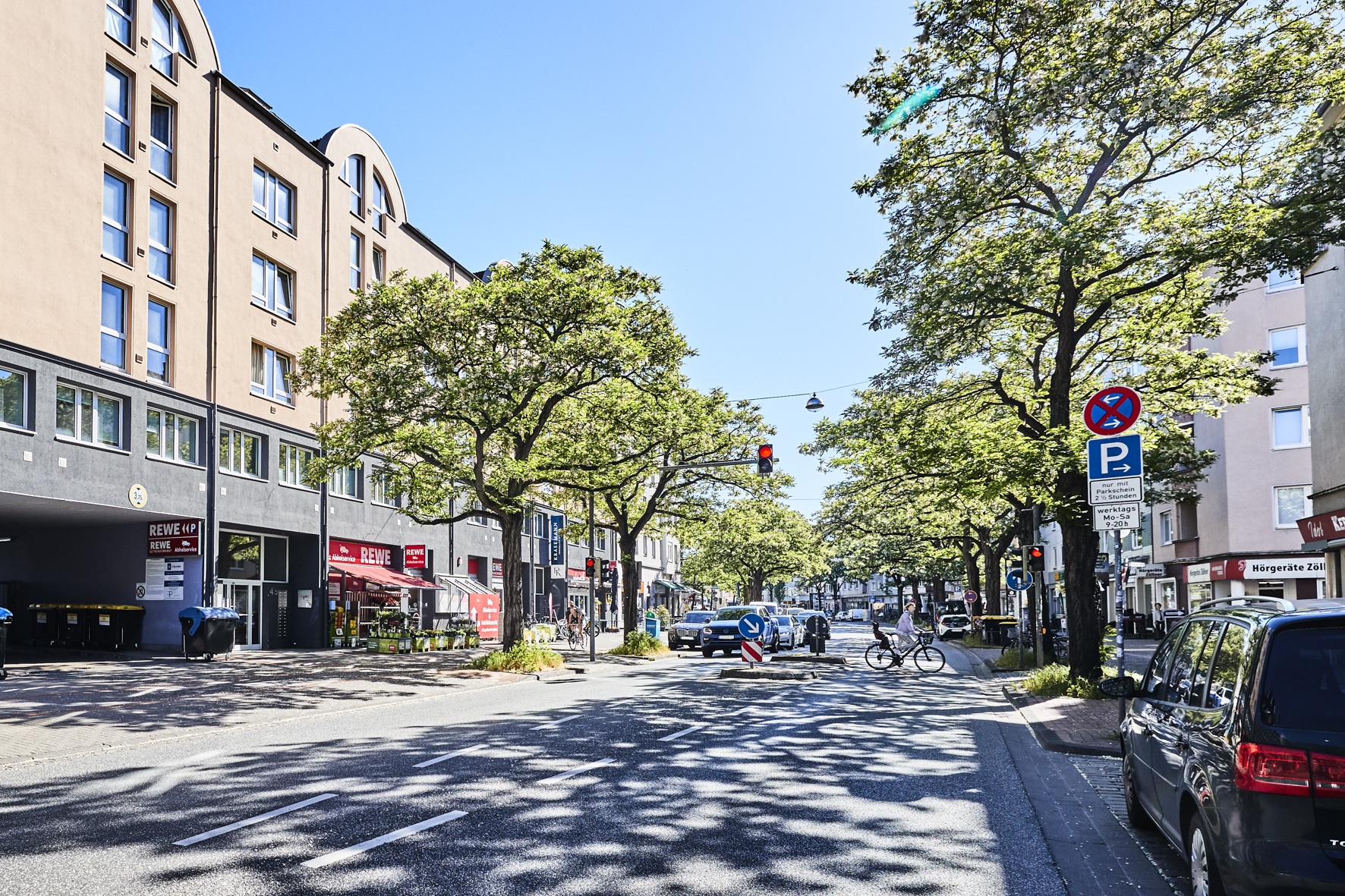 Umgebung_Straße2 - **Verkauft** 2-Zimmerwohnung mit Balkon und Einbauküche in Bestlage Hannover – KFW Neubaustandard