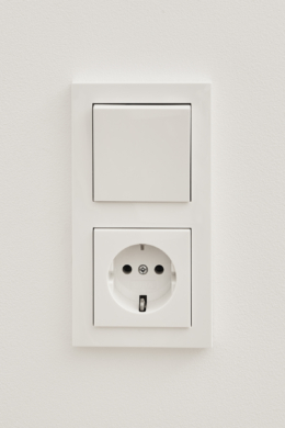 Detail-Schalter - **Verkauft** 2-Zimmerwohnung mit Balkon und Einbauküche in Bestlage Hannover – KFW Neubaustandard