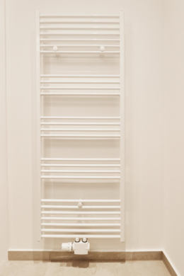 Badezimmer_Detail_1 - **Verkauft** 2-Zimmerwohnung mit Balkon und Einbauküche in Bestlage Hannover – KFW Neubaustandard