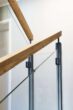 Besondere Ausstattung - Dachgeschosswohnung mit Fußbodenheizung und hohen Decken zum Erstbezug - Treppengeländer