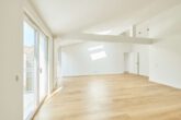 Besondere Ausstattung - Dachgeschosswohnung mit Fußbodenheizung und hohen Decken zum Erstbezug - Lichtdurchflutet