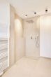 Besondere Ausstattung - Dachgeschosswohnung mit Fußbodenheizung und hohen Decken zum Erstbezug - Gäste WC