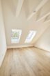 Besondere Ausstattung - Dachgeschosswohnung mit Fußbodenheizung und hohen Decken zum Erstbezug - Schlafzimmer_