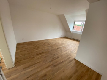 WhatsApp Image 2020-08-24 at 13 - Neu sanierte 2-Zimmer Dachgeschosswohnung mit Echtholzboden