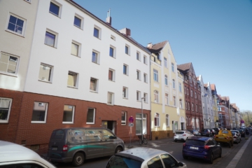 Vorderhaus Ansicht - **Verkauft** Vorder- und Hinterhaus mit 19 Wohneinheiten in Kleefeld