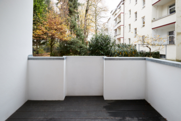 Balkon - Hochwertigste Eigentumswohnung im vollsaniertem Haus – 3-Zimmer mit Balkon-Zugang zum Garten