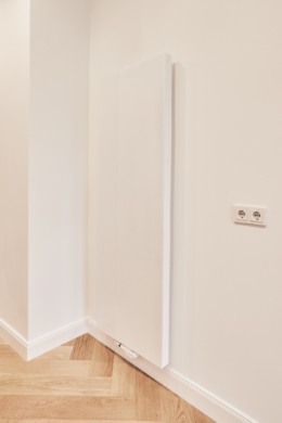 Heizkörper Detail - Hochwertigste Eigentumswohnung im vollsaniertem Haus – 3-Zimmer mit Balkon-Zugang zum Garten