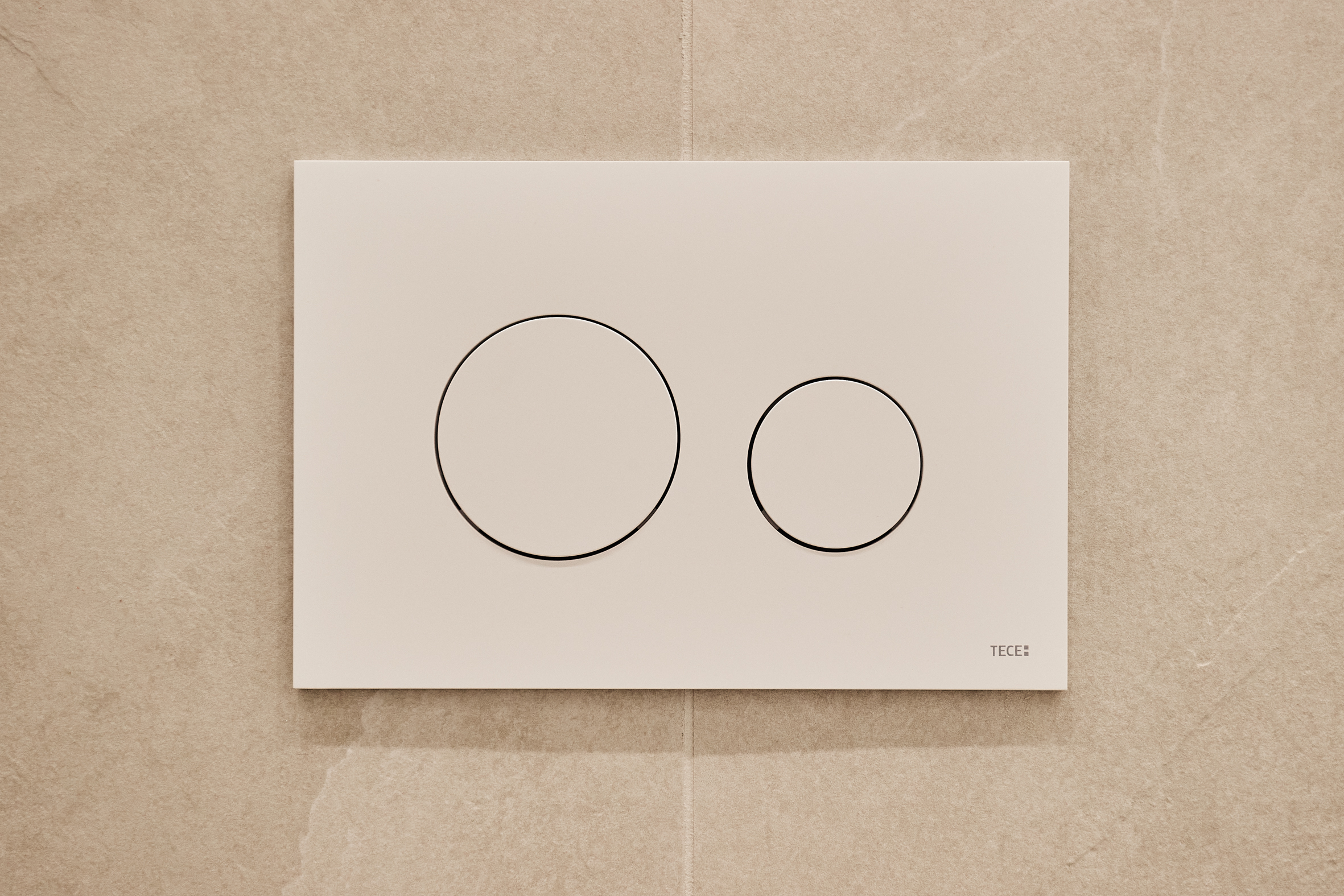 Detail_Badezimmer_2 - Hannover Linden – 2,5-Zimmerwohnung mit Einbauküche und Luxusausstattung