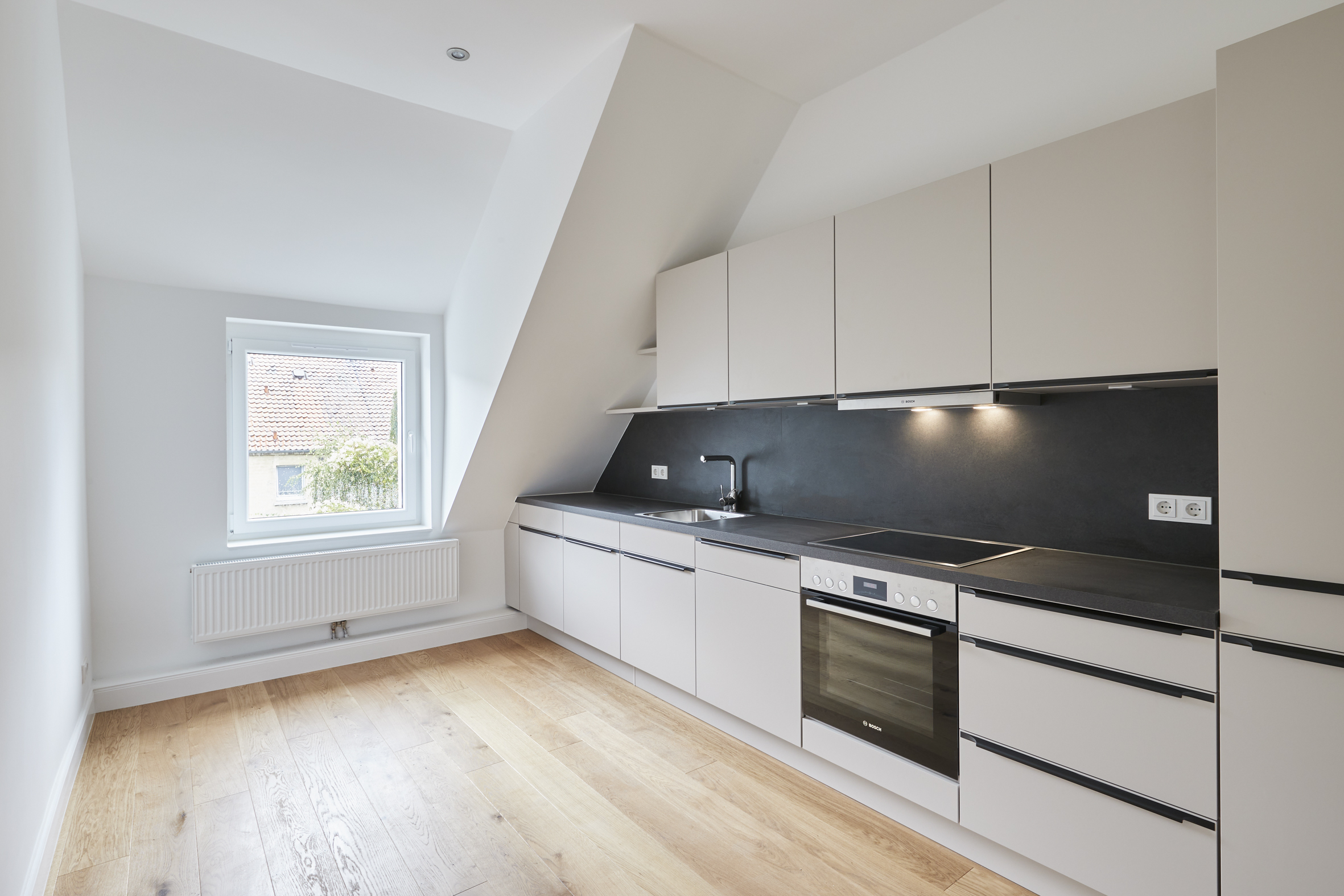 Wohnküche_1 - Hannover Linden – 2,5-Zimmerwohnung mit Einbauküche und Luxusausstattung