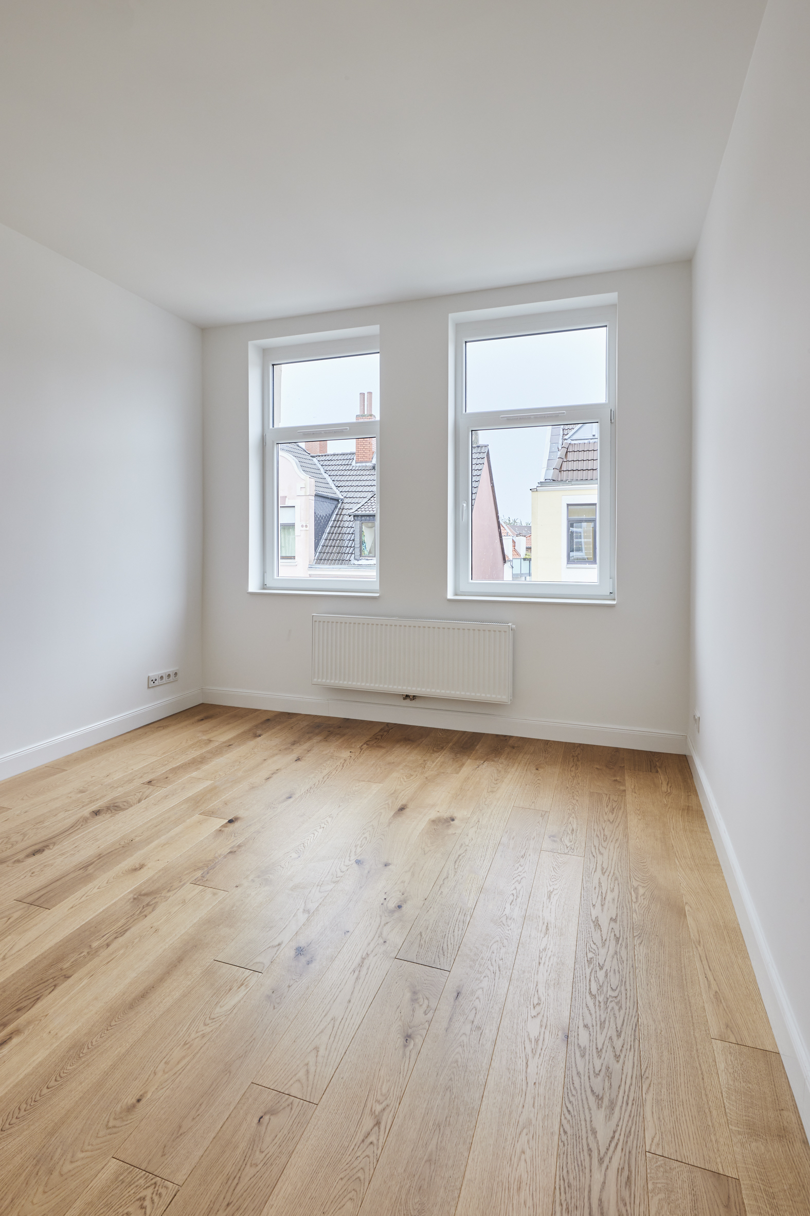 Wohnzimmer_1 - Hannover Linden – 2,5-Zimmerwohnung mit Einbauküche und Luxusausstattung