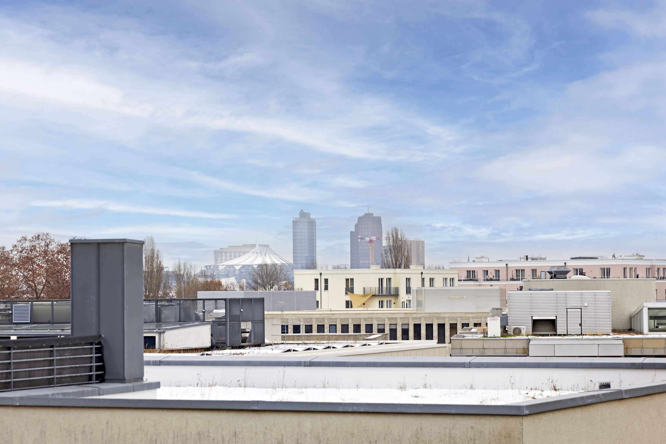 Ausblick Terrasse-Potsdamer Platz - Lichtdurchflutete Penthouse Wohnung in Bestlage Berlin Tiergarten