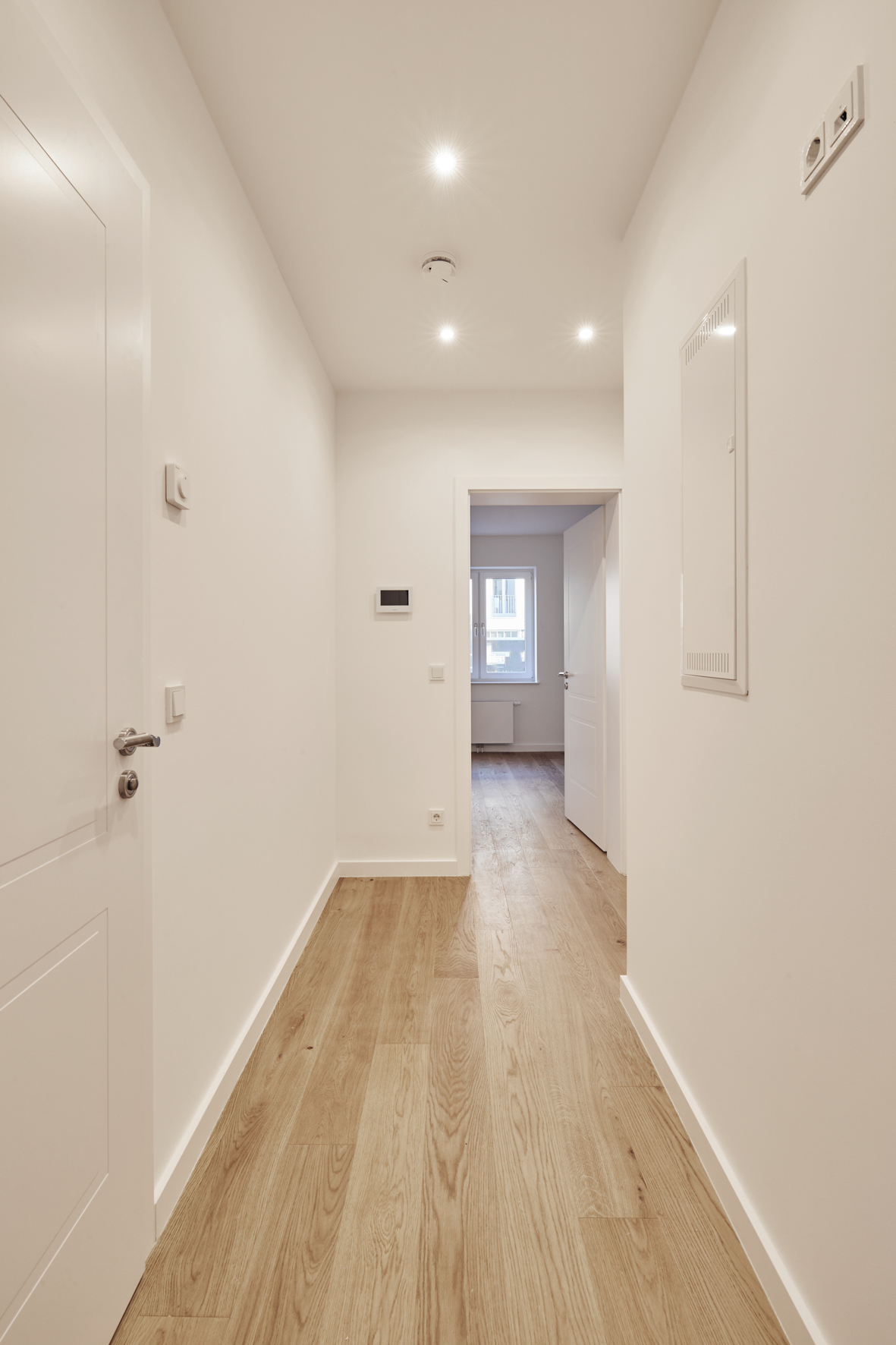 Flur_2 - **RESERVIERT**Erstklassige 2-Zimmerwohnung mit Einbauküche in Bestlage Hannover