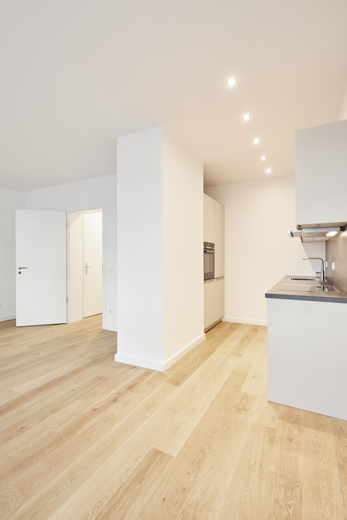 Wohn-Esszimmer_1 - **RESERVIERT**Erstklassige 2-Zimmerwohnung mit Einbauküche in Bestlage Hannover