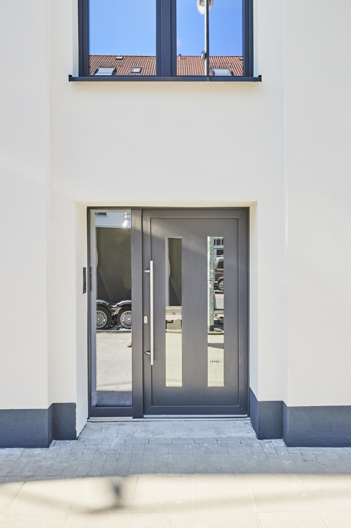 Hauseingang_ Detail5 - **RESERVIERT**Erstklassige 2-Zimmerwohnung mit Einbauküche in Bestlage Hannover