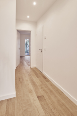 Flur - **RESERVIERT**Erstklassige 2-Zimmerwohnung mit Einbauküche in Bestlage Hannover