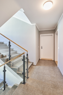 Zugang zur Wohnungstür - **RESERVIERT**Erstklassige 2-Zimmerwohnung mit Einbauküche in Bestlage Hannover