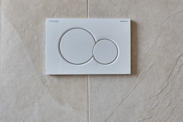 Badezimmer Detail - Vollsanierte 2-Zimmerwohnung mit hochwertiger Einbauküche inkl. Elektrogeräte