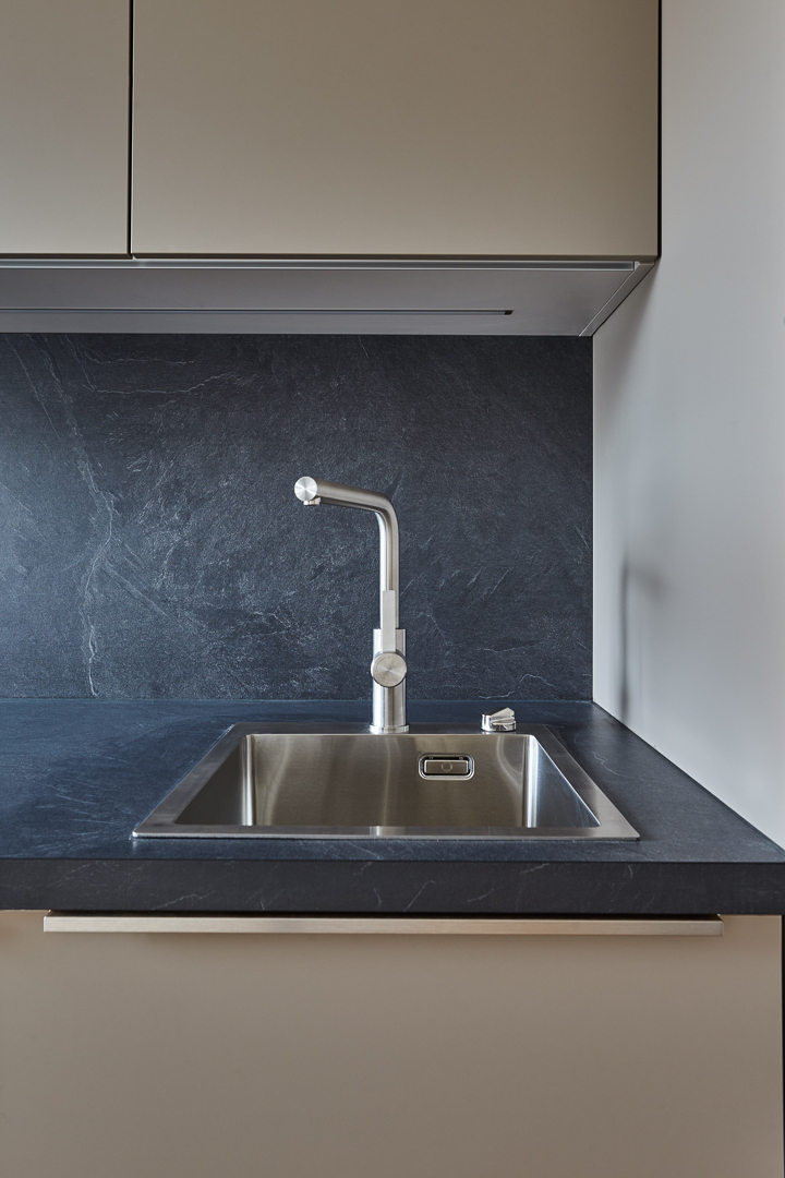 Küche Detail - Vollsanierte 2-Zimmerwohnung mit hochwertiger Einbauküche inkl. Elektrogeräte