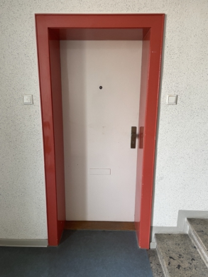 Wohnungseingangstür - **Verkauft**Wohn- und Geschäftshaus in bester Lage in Hildesheim