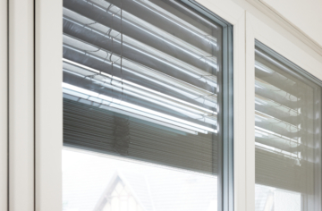 Außenrollos - Exklusive Neubauwohnung zum Erstbezug mit Balkon und Einbauküche