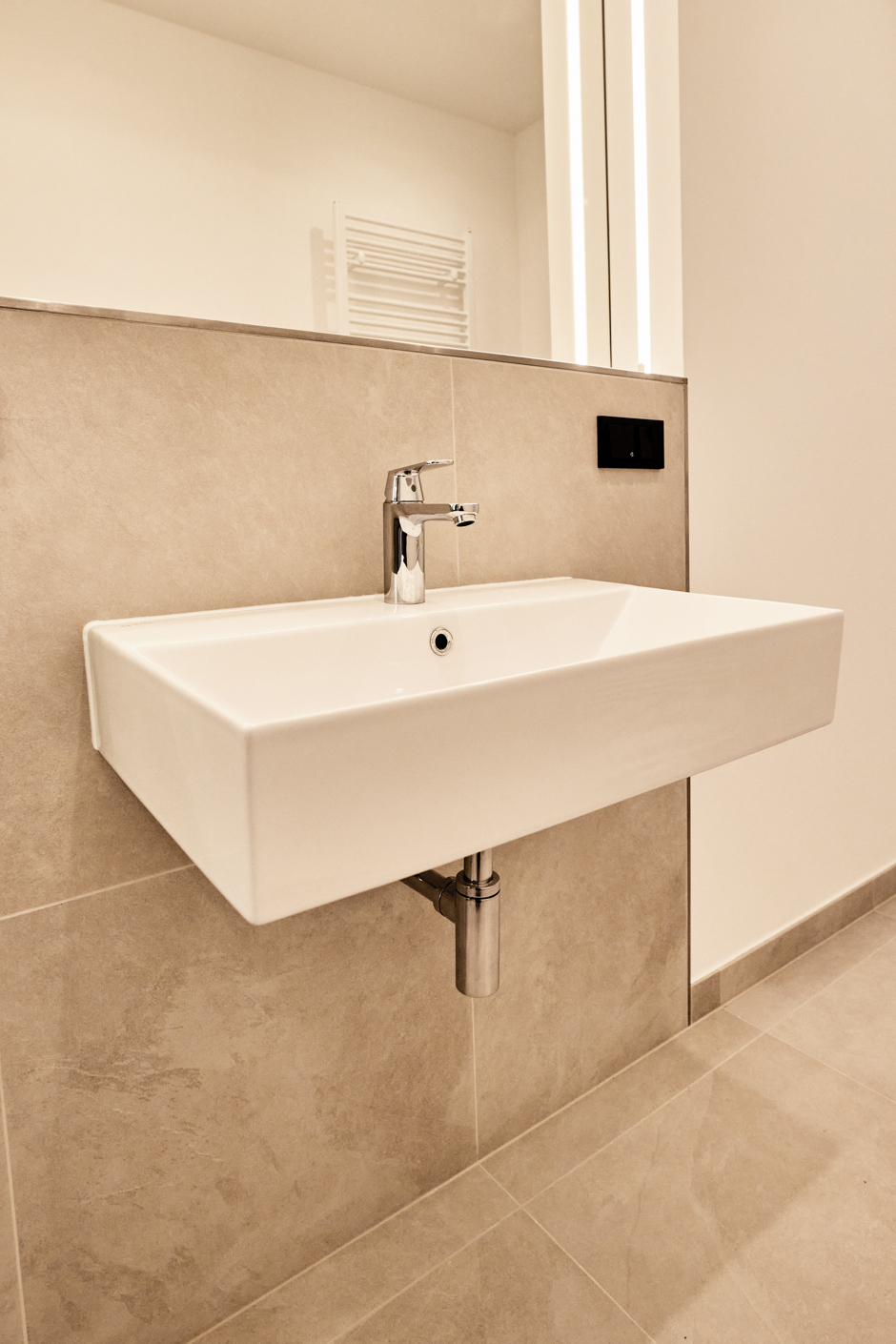 Badezimmer-Detail_ - 3-Zimmerwohnung mit großem Balkon, Einbauküche und Tageslicht Badezimmer – Hannover List