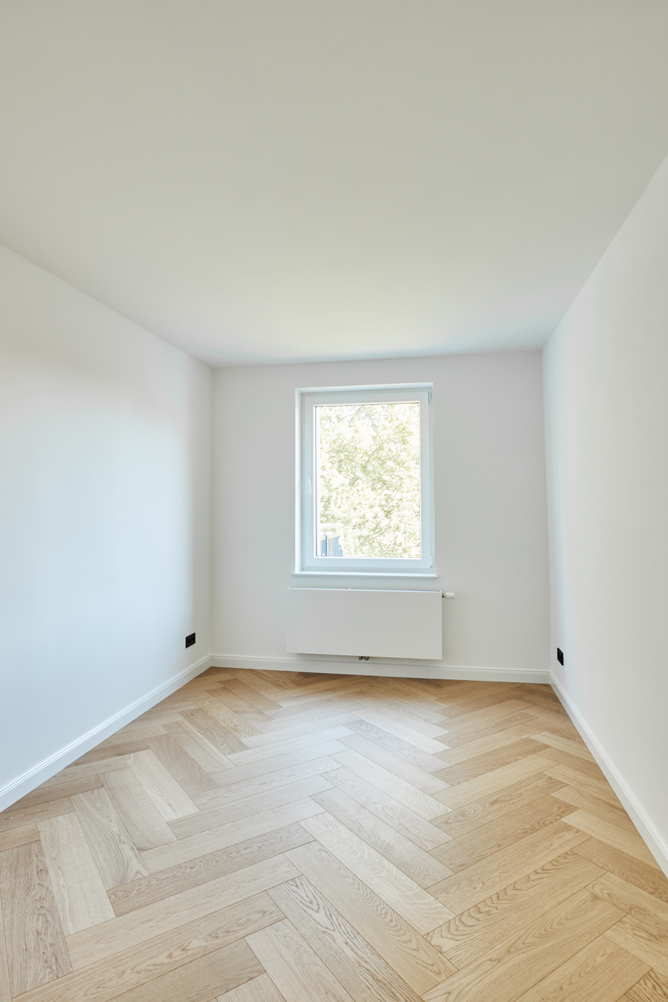 Zimmer 1 - 3-Zimmerwohnung mit großem Balkon, Einbauküche und Tageslicht Badezimmer – Hannover List