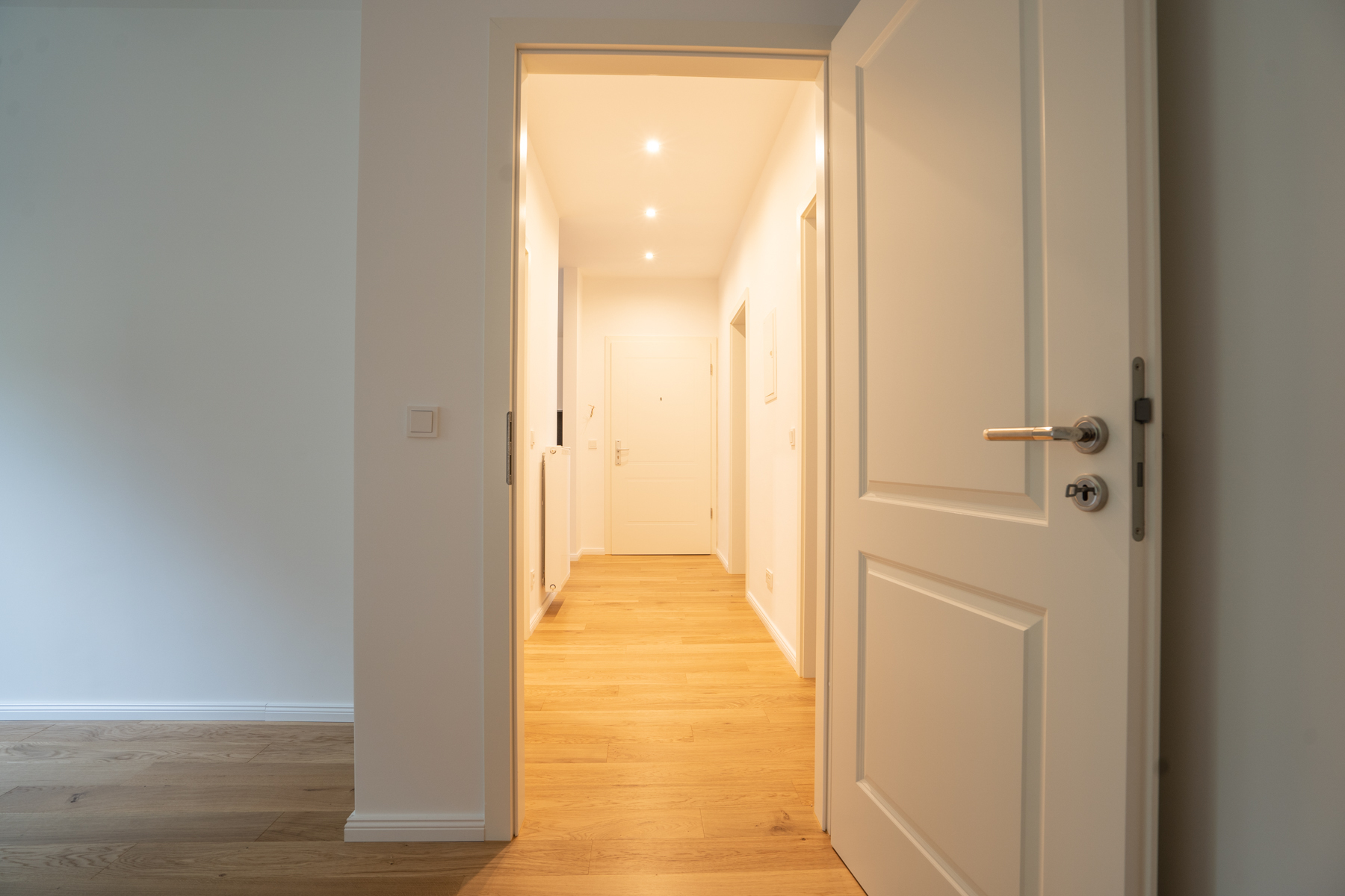 Flur1 - *VERKAUFT* 12 Wohnungen – Erstbezug nach Sanierung