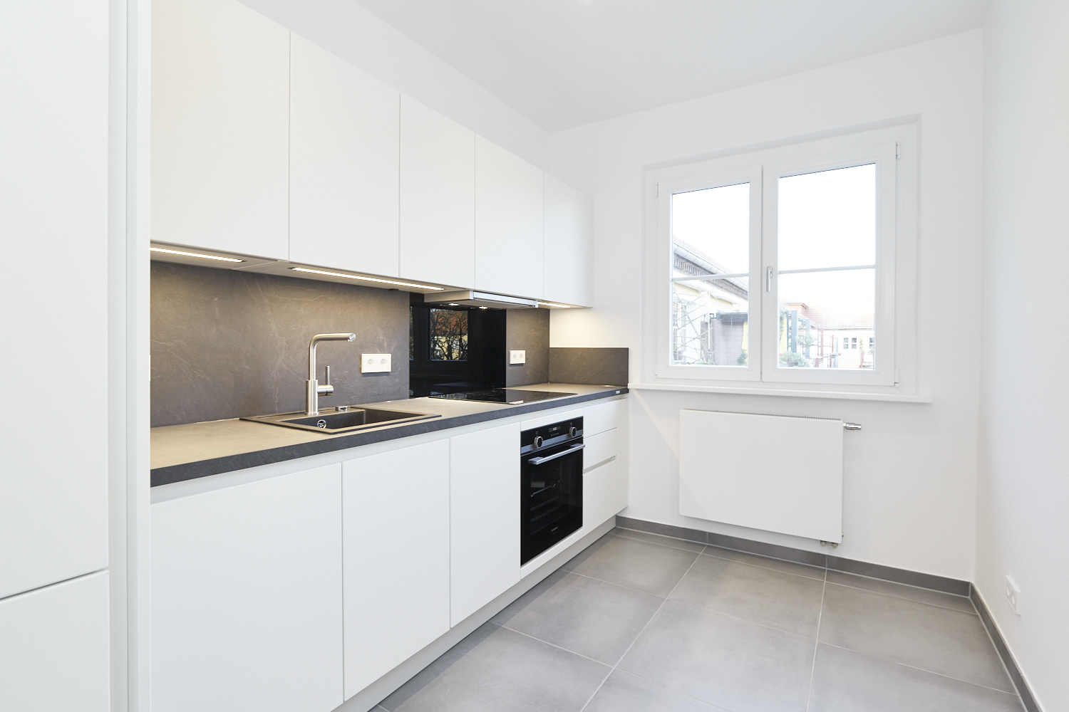 Marken Küche - Hochwertig sanierte 3-Zimmerwohnung zum Erstbezug in Berlin Spandau