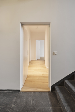 Zugang zur Wohnung - Wohnen in bester Lage im Lützowviertel –2- Zimmer-Wohnung mit privater Terrasse