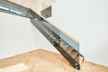 Treppe_2 - Erstbezug – Penthouse mit Zwei Terrassen und exklusiver Ausstattung