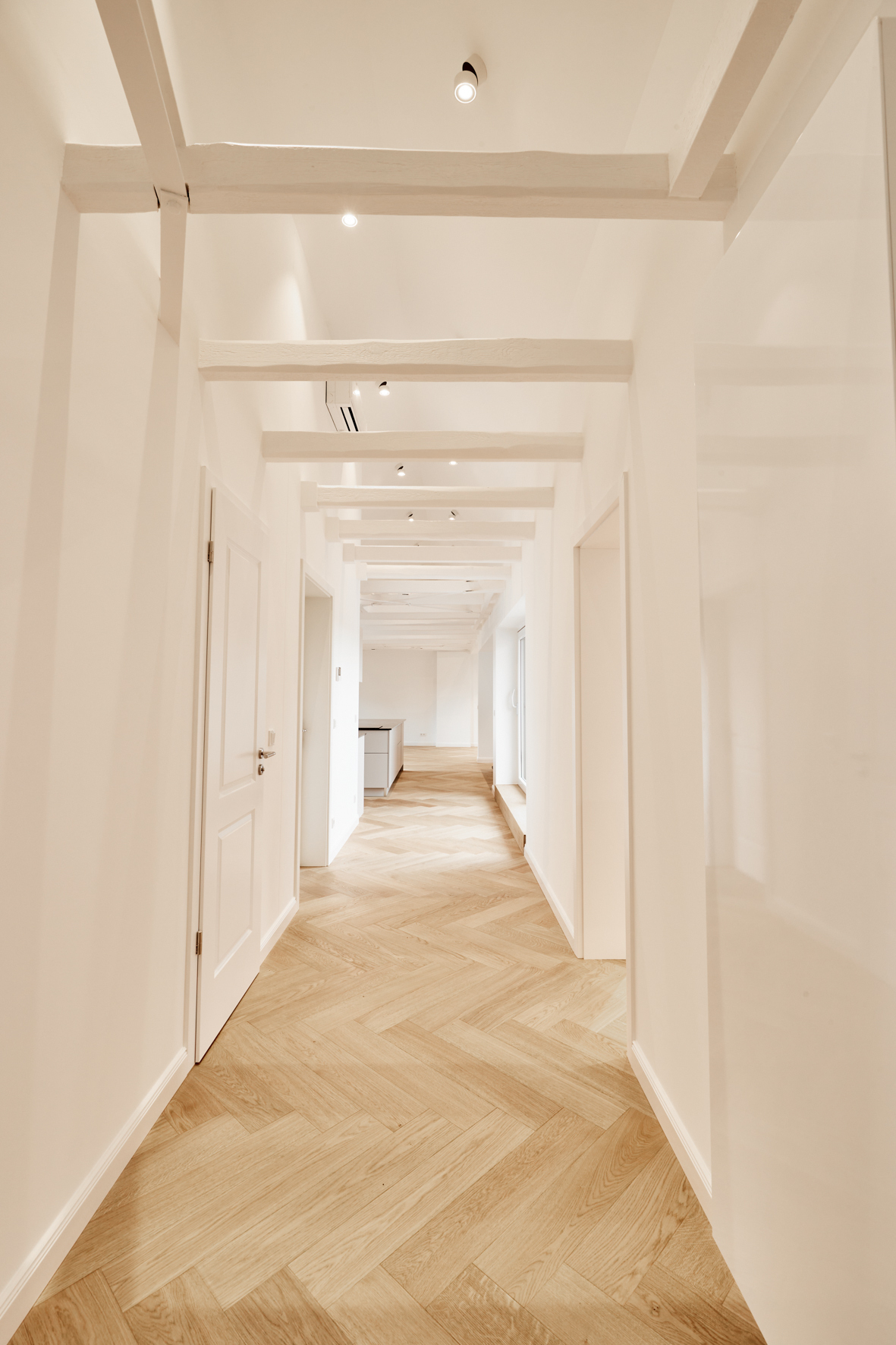 Obergeschoss Flur - Erstbezug – Penthouse mit Zwei Terrassen und exklusiver Ausstattung