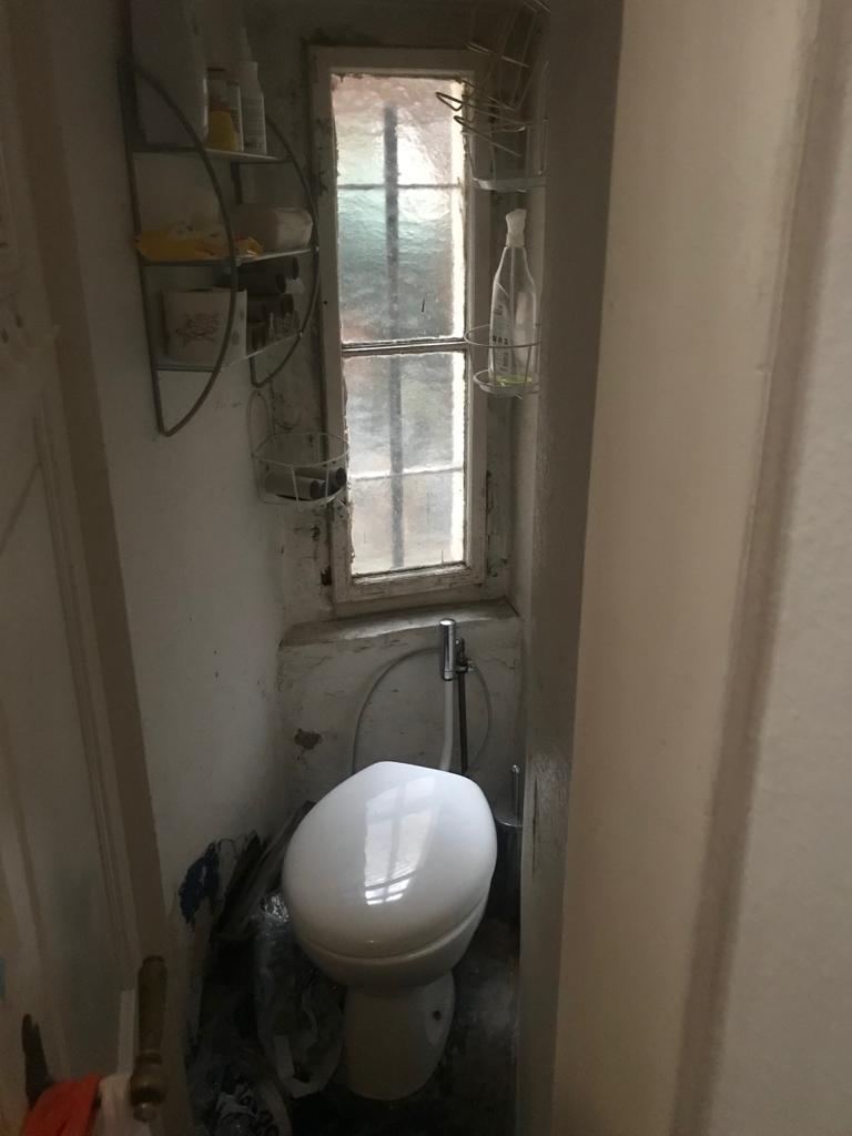 Gäste_WC - *VERKAUFT* 3-Zimmer Erdgeschosswohnung in Schöneberg