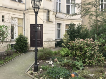 Innenhof - *VERKAUFT* 3-Zimmer Erdgeschosswohnung in Schöneberg