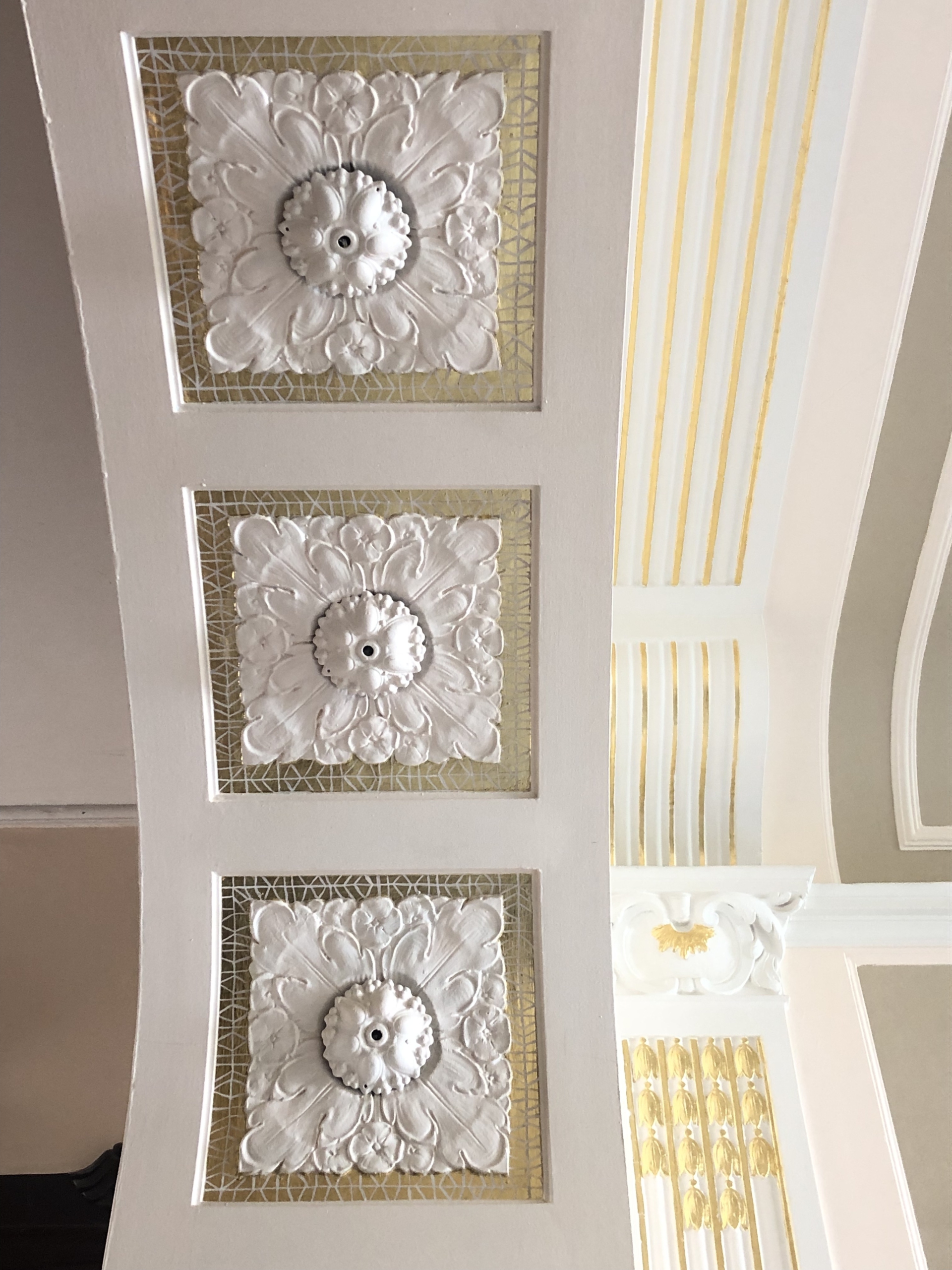 Hausflur_ - *VERKAUFT* 3-Zimmer Erdgeschosswohnung in Schöneberg