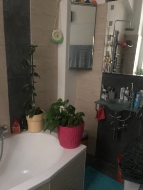 Gästebad_ - *VERKAUFT* 3-Zimmer Erdgeschosswohnung in Schöneberg