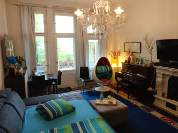 Wohnzimmer2 - *VERKAUFT* 3-Zimmer Erdgeschosswohnung in Schöneberg