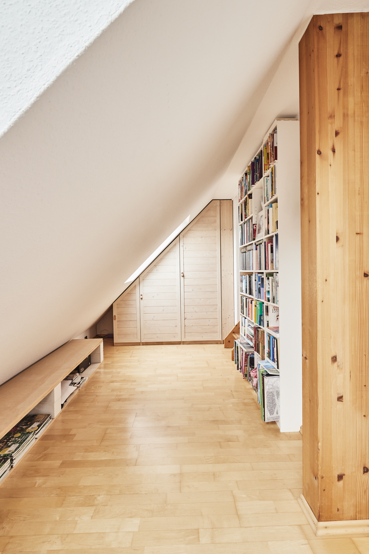 Detail Einbauschränke - **Verkauft**Exklusive 4-Zimmer-Maisonette Wohnung in der Südstadt am Stephansplatz mit zwei Bädern