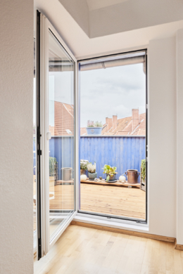 Zugang zur Terrasse 5.OG - **Verkauft**Exklusive 4-Zimmer-Maisonette Wohnung in der Südstadt am Stephansplatz mit zwei Bädern