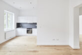 Saniertes 2-Zimmerapartment in Bestlage - Nordstadt Hannover - Küche und Wohnzimmer
