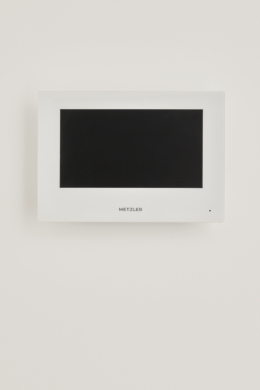 Detail-Video Gegensprechanlage - 3-Zimmerwohnung mit Südwest Balkon und Einbauküche in Bestlage Hannover Mitte – Ersbezug