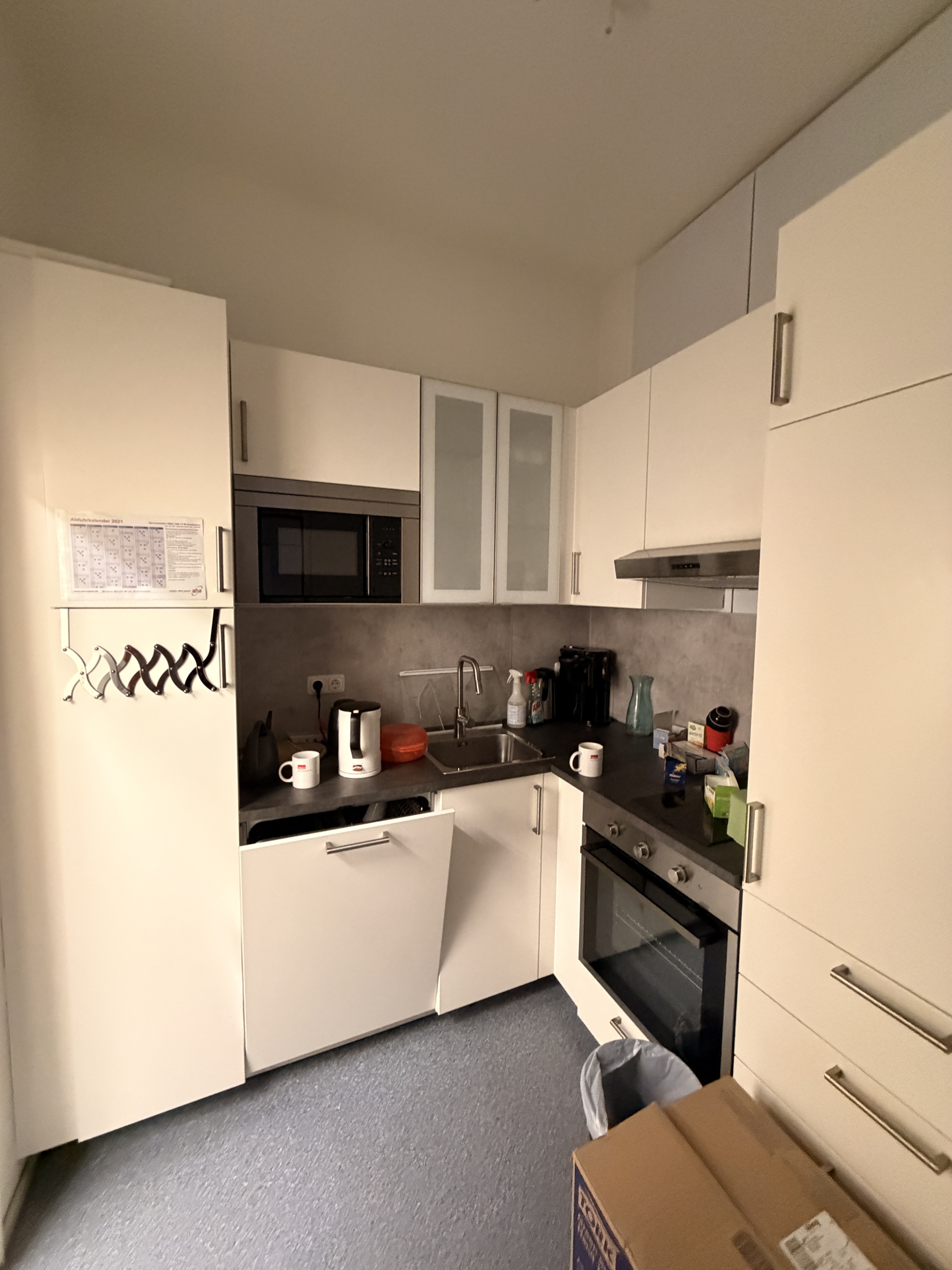 Teeküche - Toplage Hannover Innenstadt: Flexible Büro-/Praxisetage mit ca. 200 m²