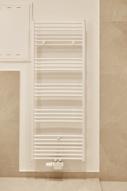 Detail-Badezimmer_ - **verkauft**Traumhaftes 2-Zimmerapartment mit Balkon und Einbauküche in Bestlage Hannover