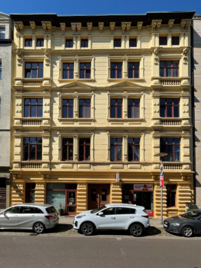 **VERKAUFT** Begehrtes Mehrfamilienhaus in Magdeburg mit Zentralheizung, 39112 Magdeburg, Mehrfamilienhaus