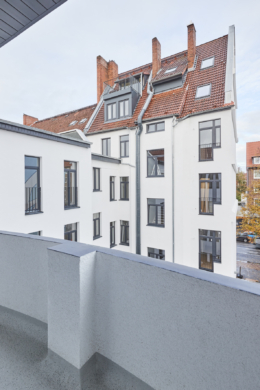 Aussicht vom Balkon - 2-Zimmer mit Balkon und großer Einbauküche in der Nordstadt