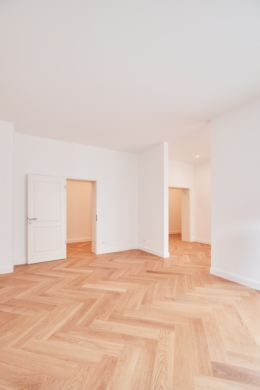 Wohn-Esszimmer_ - !!Verkauft**Familientraum** 5-Zimmerwohnung – Hochwertig saniert mit Einbauküche