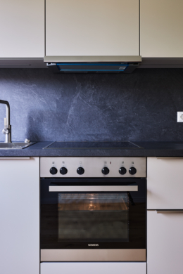 Detail-Küche Muster - !!Verkauft**Familientraum** 5-Zimmerwohnung – Hochwertig saniert mit Einbauküche